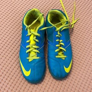 Nike indoor soccer shoes